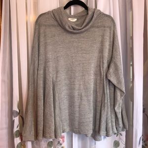 SALE 🎈Thin cowl neck sweater